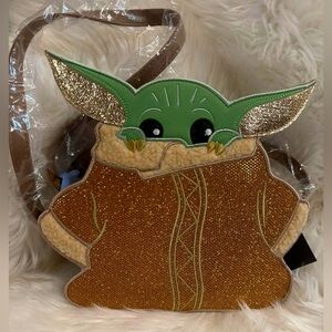 Star Wars: The Mandalorian The Child Species Unknown Crossbody